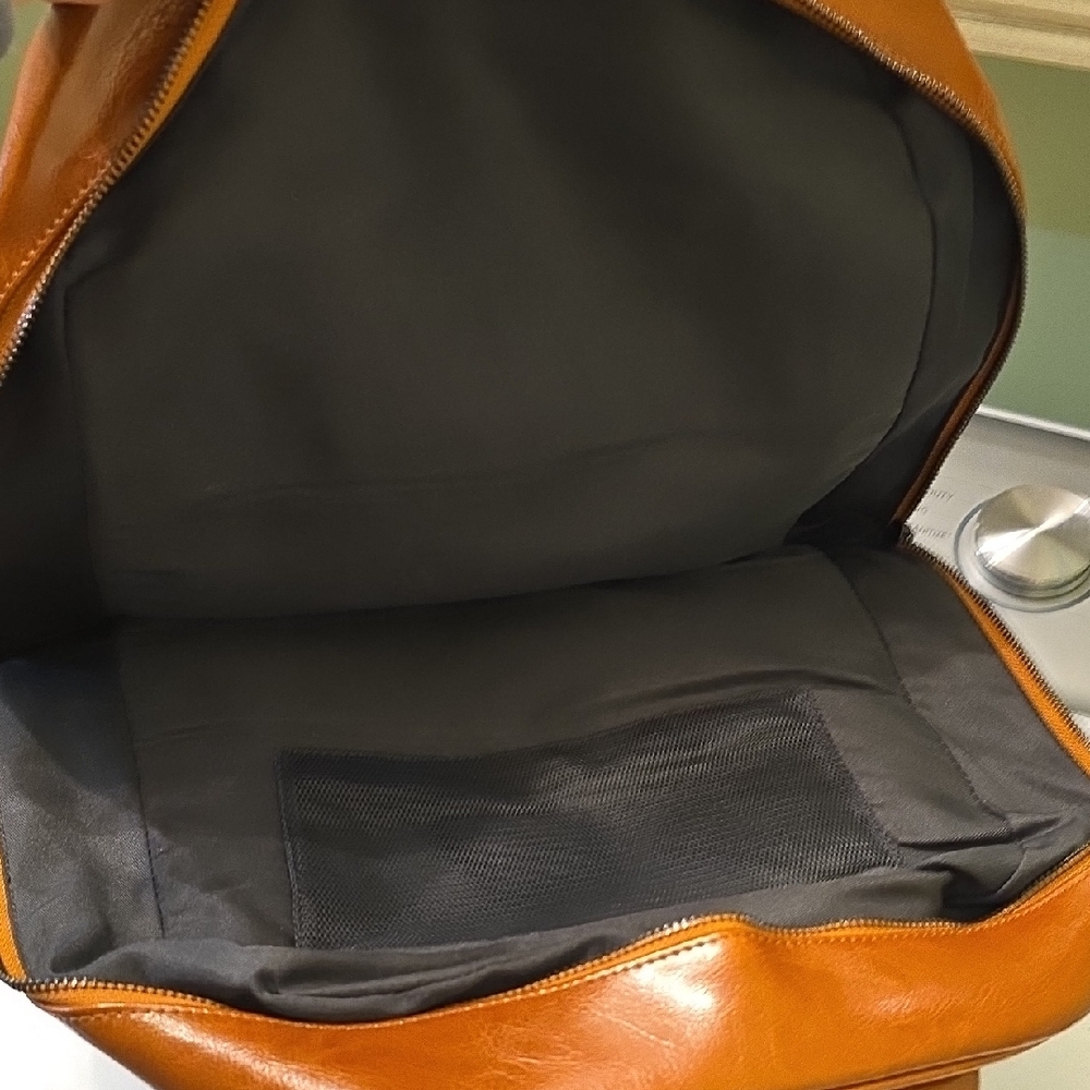 Leather Backpack - Picture 4 of 4